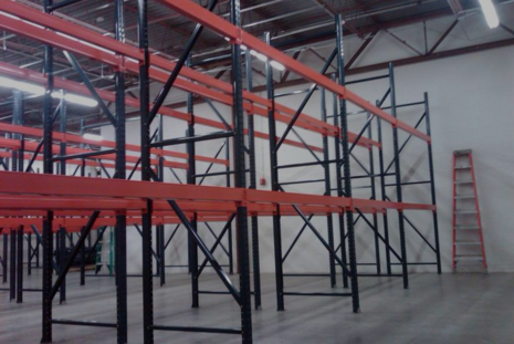 Teardrop Pallet Rack In Stock:  Teardrop Uprights, Beams, Wire Decking